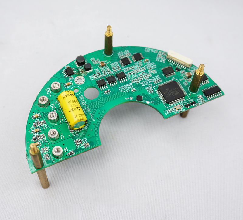 Low voltage servo driver 12V
